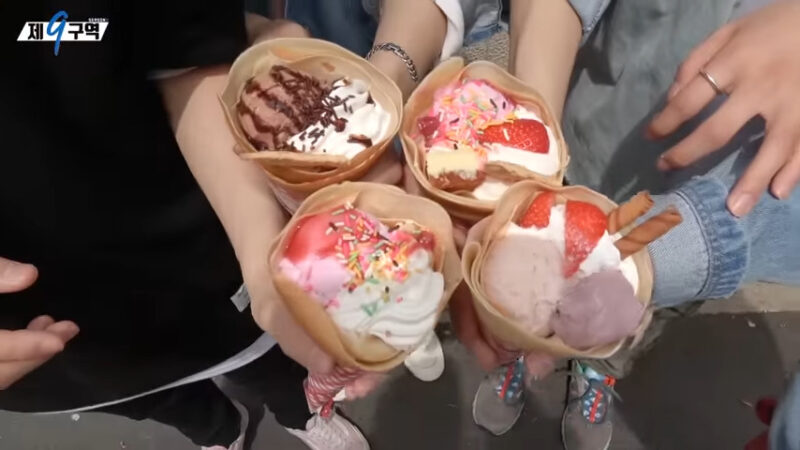 StrayKids(スキズ)00lineの4人が食べたクレープ
